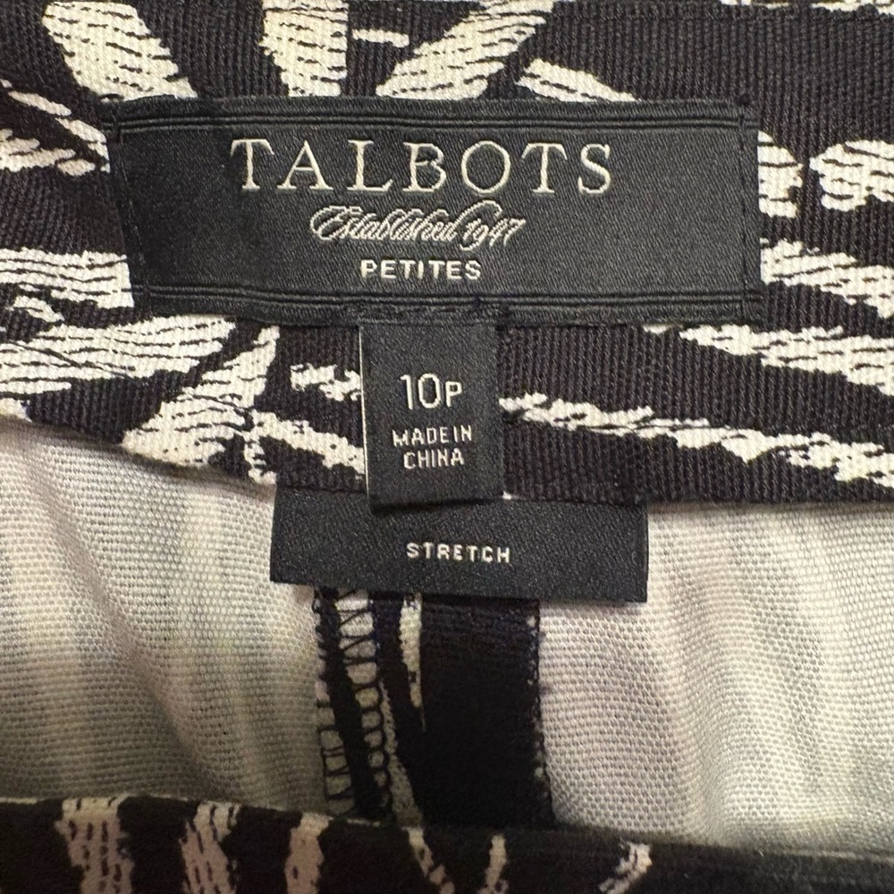 Talbots Black and White Slit Pencil Skirt Women's Size 10P - Picture 4 of 5